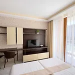 Harmony 2 Private 219 Апартамент *