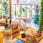 Harmony 2 Private 219 Апартамент *